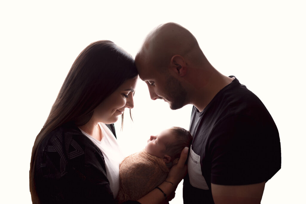 Babyfotos mit Mama und Papa